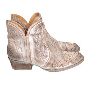 Women's Western Ankle Boots - Tan